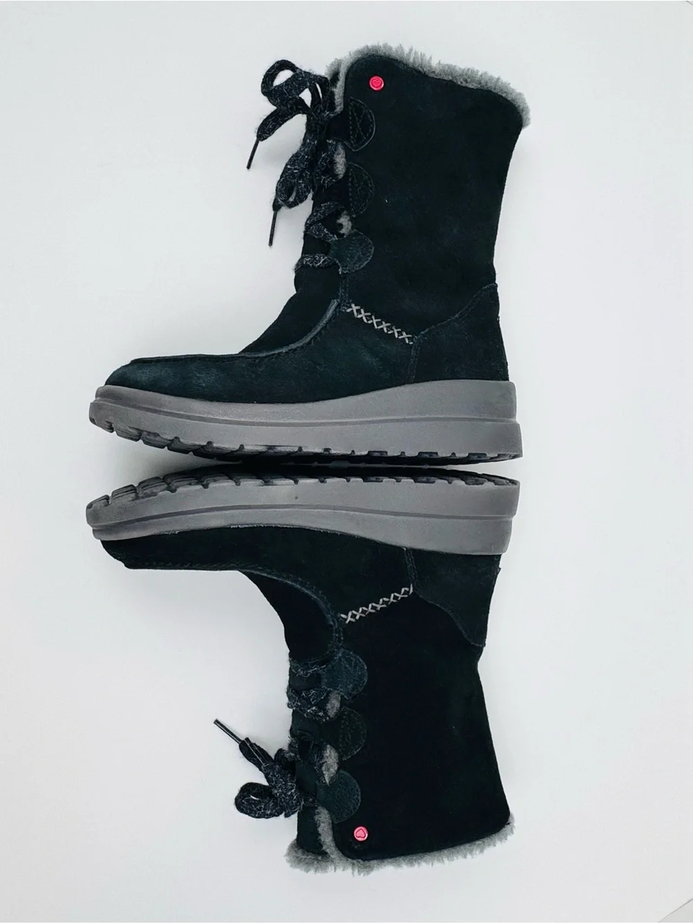 I Heart UGG Youth Black Wool Lined Boots. Size 4. Excellent preowned condition.